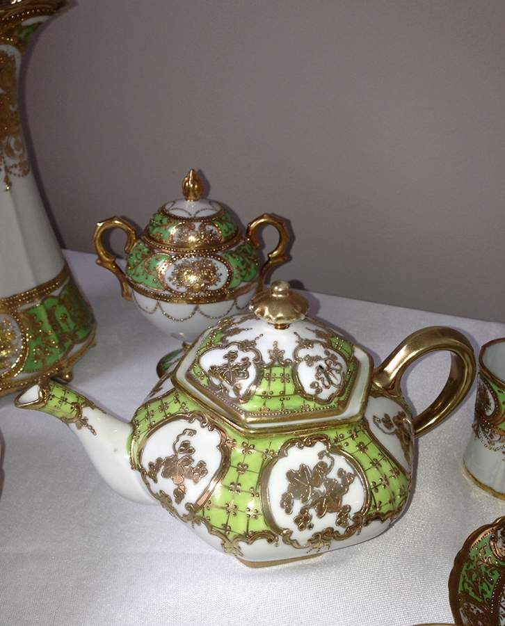 N4245 Teapot & Lid by Noritake-1