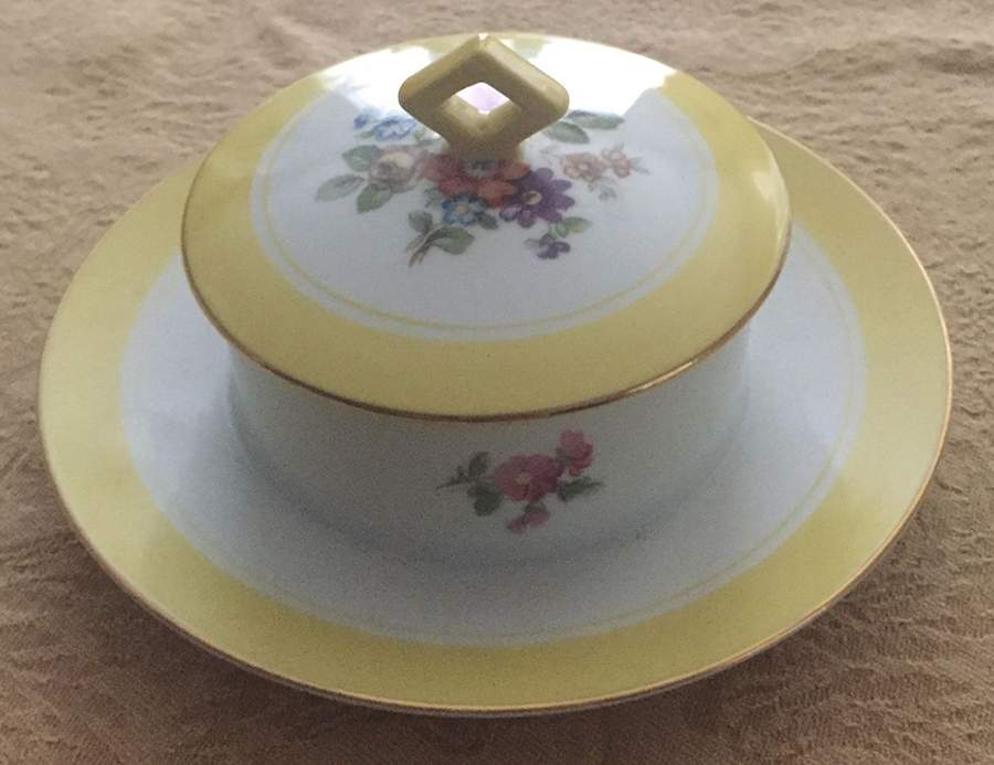 N4246 Butter Box & Lid by Noritake-1