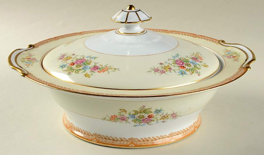 N3697 Round Covered Vegetable by Noritake-1