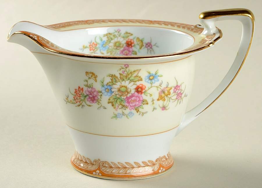 N3697 Creamer by Noritake-1