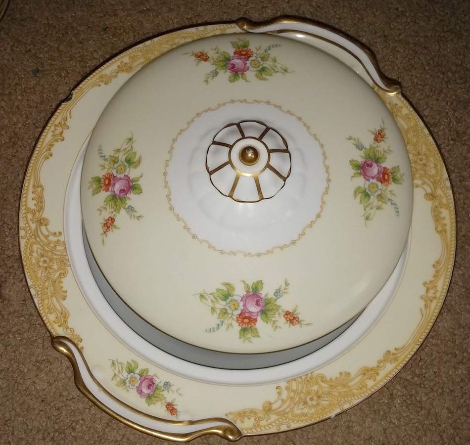 N4265 Sugar Bowl & Lid by Noritake-1