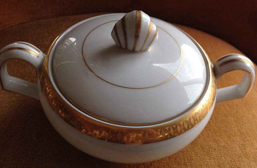 NAR132 Sugar Bowl & Lid by Narumi-1