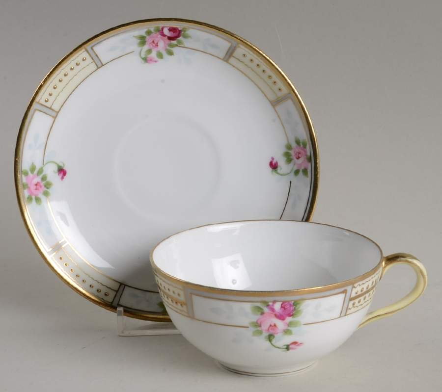 N4670 Flat Cup & Saucer Set by Noritake-1