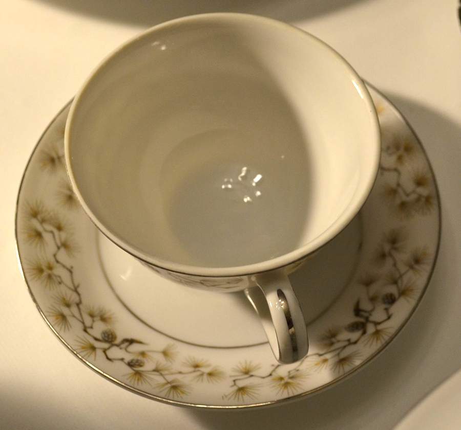 Tenderly Footed Cup & Saucer Set by Nagoya Shokai-1