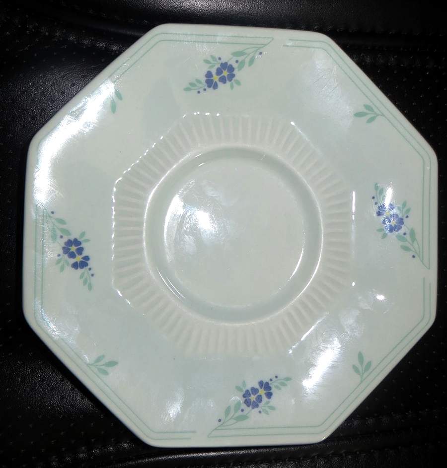 Aqua Saucer by Nikko-1