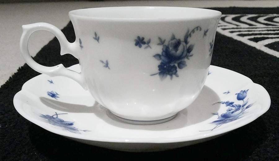 N4497 Flat Cup & Saucer Set by Noritake-1