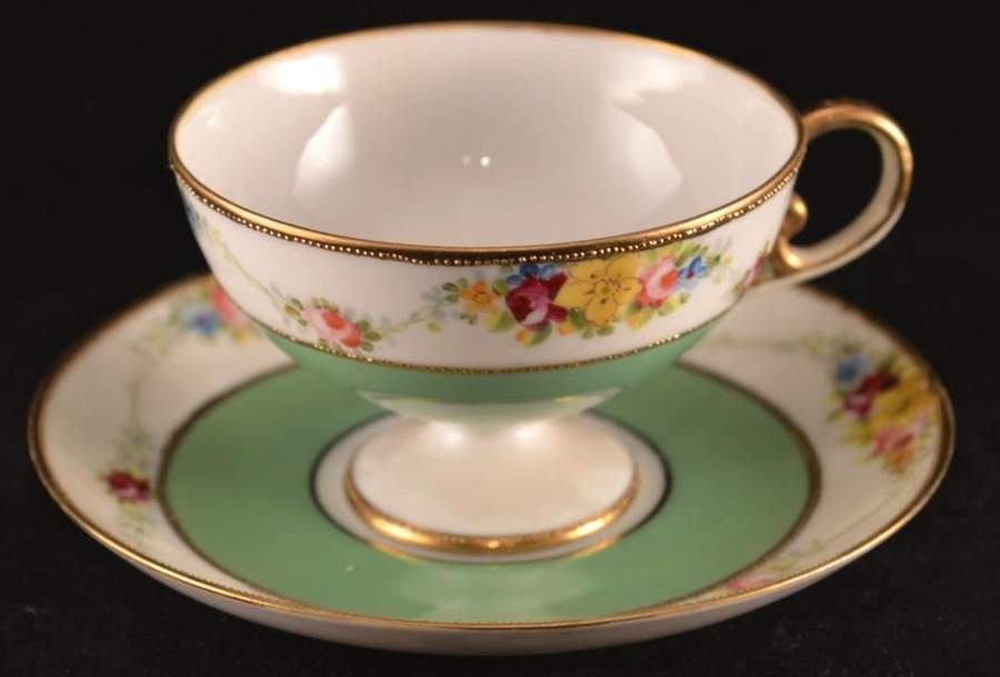 N4299 Footed Cup & Saucer Set by Noritake-1