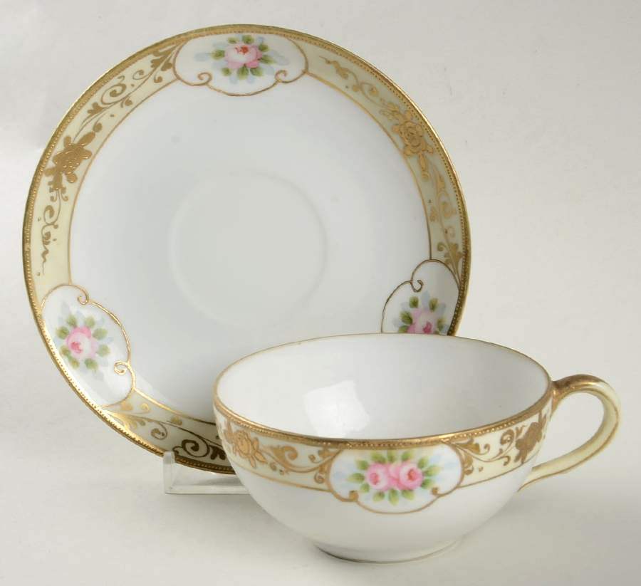 N4671 Flat Cup & Saucer Set by Noritake-1
