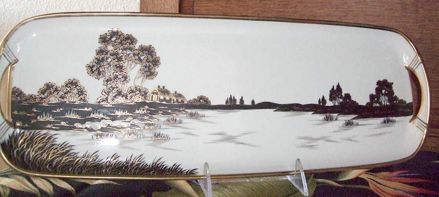 N4510 18" Oval Tray by Noritake-1