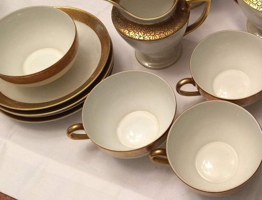 N4514 Flat Cup & Saucer Set by Noritake-1