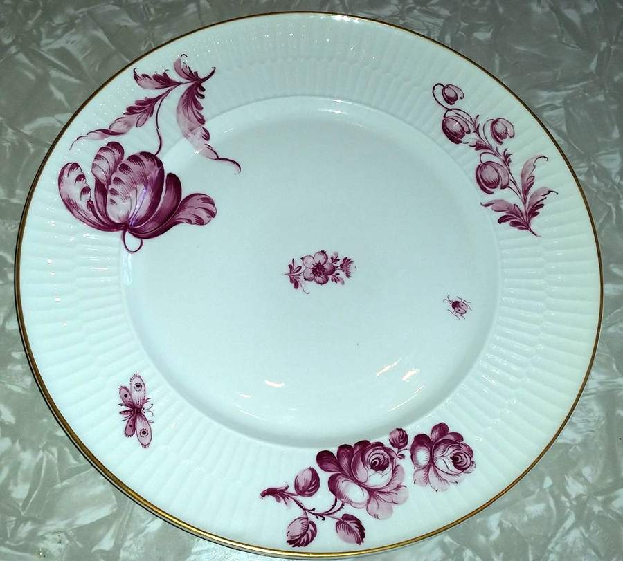 2304 Dinner Plate by Nymphenburg-1