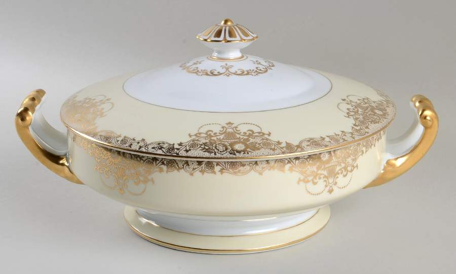 N4322 Round Covered Vegetable by Noritake-1