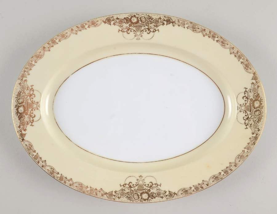N4322 11" Oval Serving Platter by Noritake-1