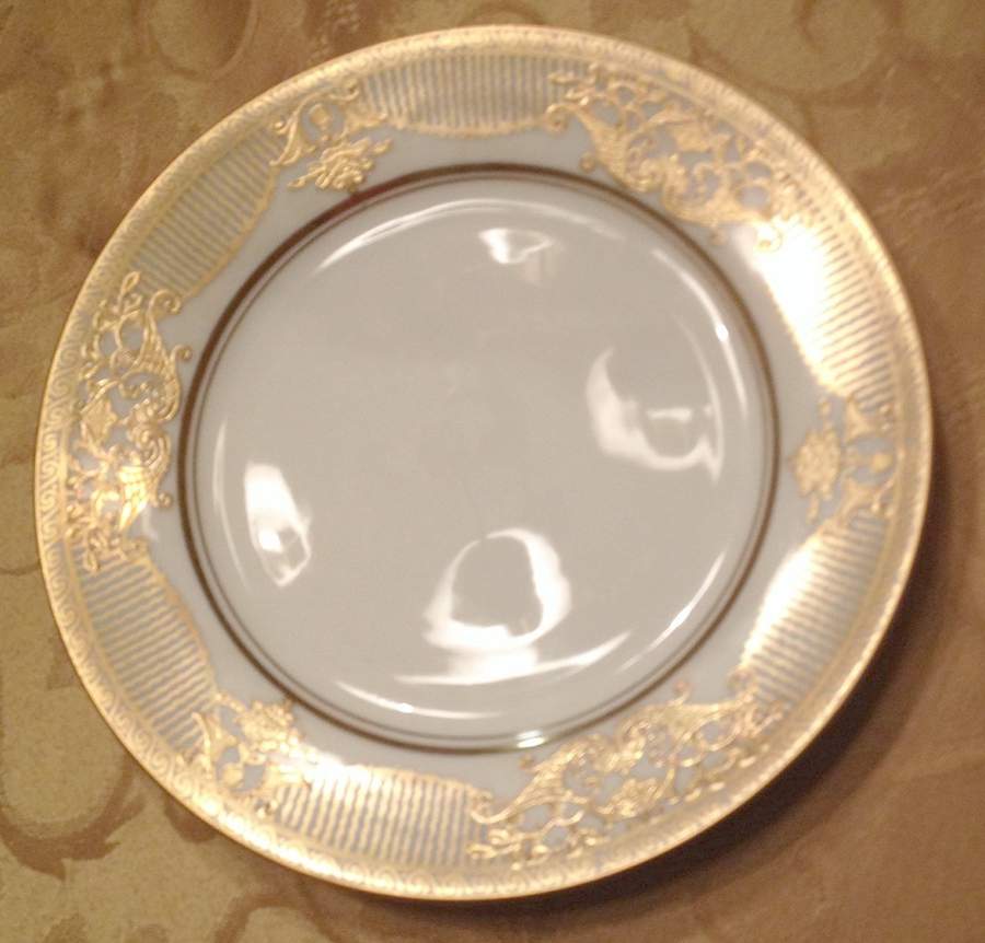 N4327 Dinner Plate by Noritake-1