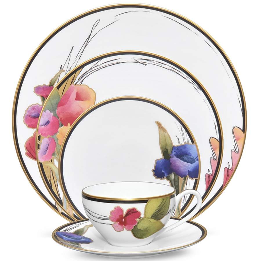 Alluring Fields Dinner Plate by Noritake-1