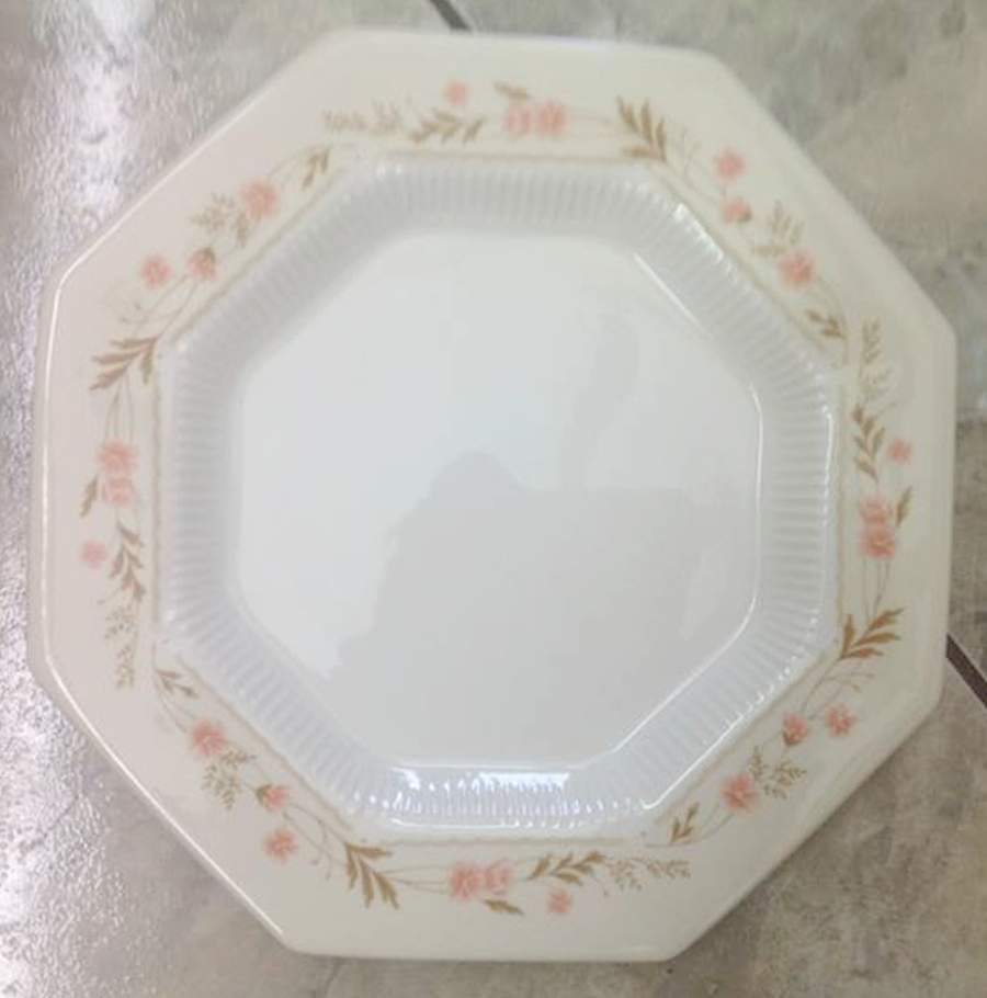Beige Dinner Plate by Nikko-1