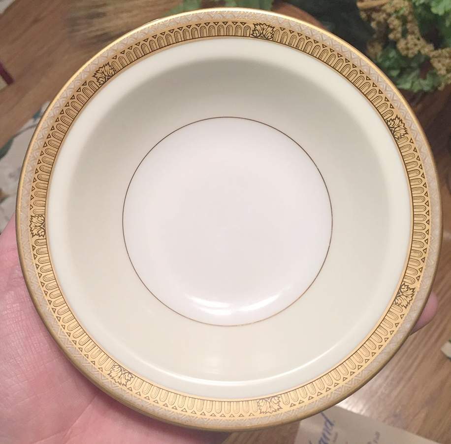 N4551 Fruit/Dessert (Sauce) Bowl by Noritake-1