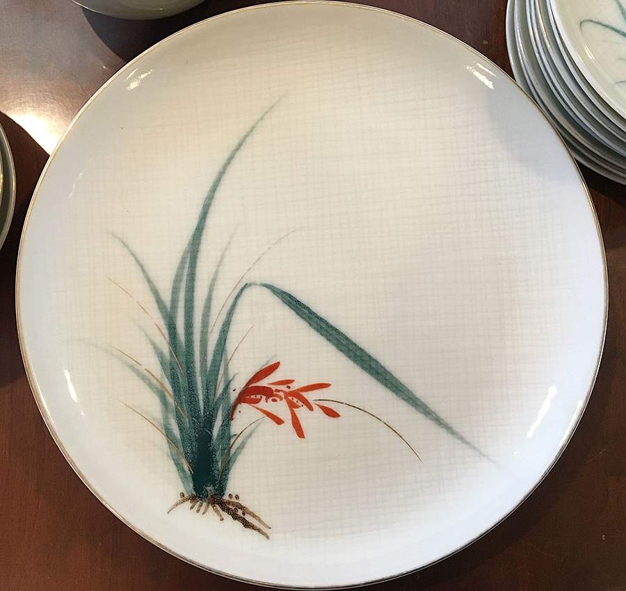 NUN5 Dinner Plate by Nunome-1