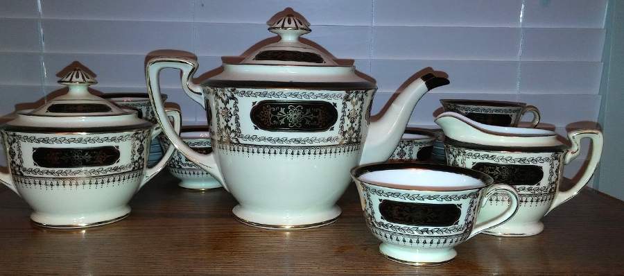 N5001 Teapot & Lid by Noritake-1