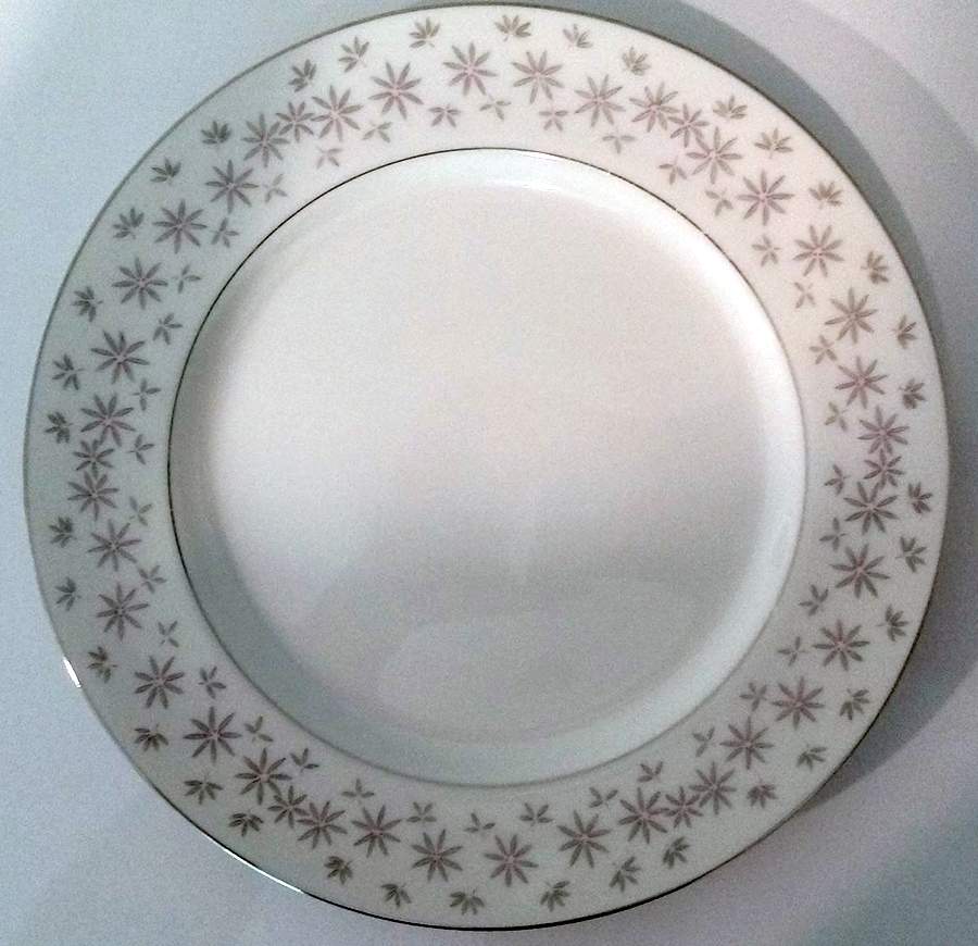 Ines Dinner Plate by Narumi-1