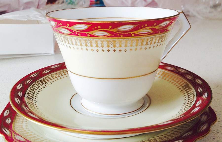 N5006 Footed Cup & Saucer Set by Noritake-1