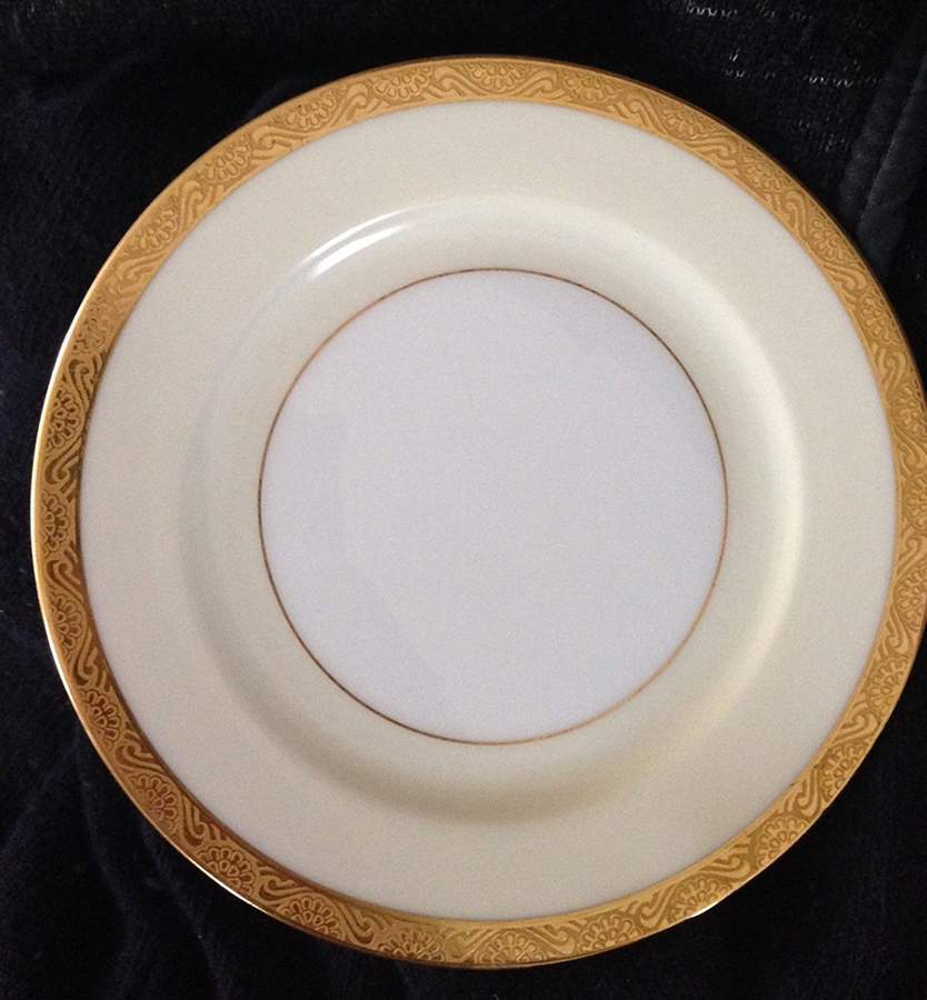 Deluxe Dinner Plate by Noritake-1