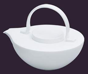 Voyage Teapot & Lid by Nikko-1