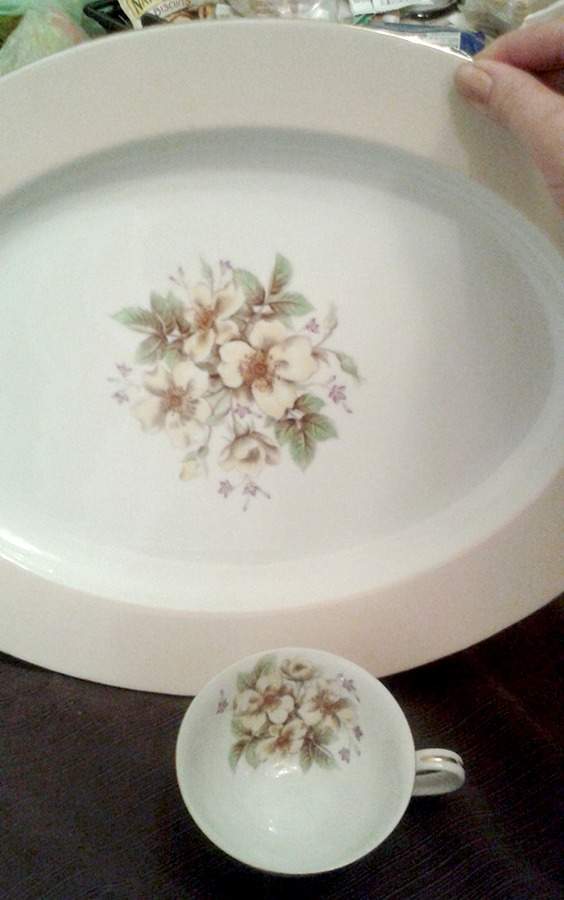 N5038 16" Oval Serving Platter by Noritake-1
