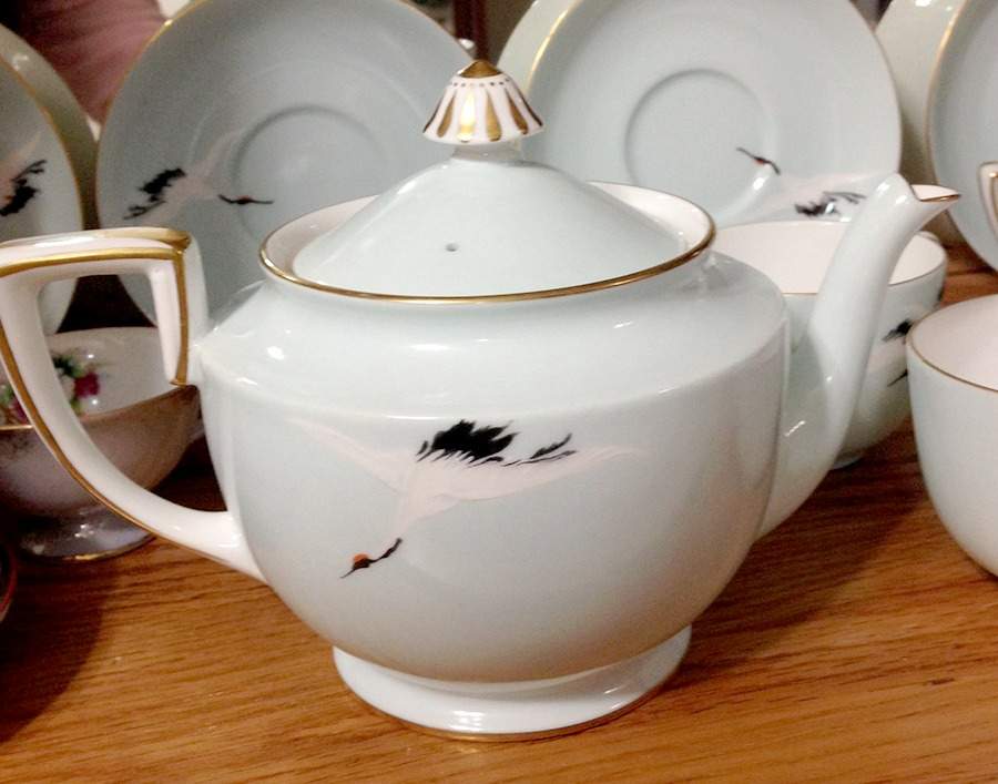 N4580 Teapot & Lid by Noritake-1