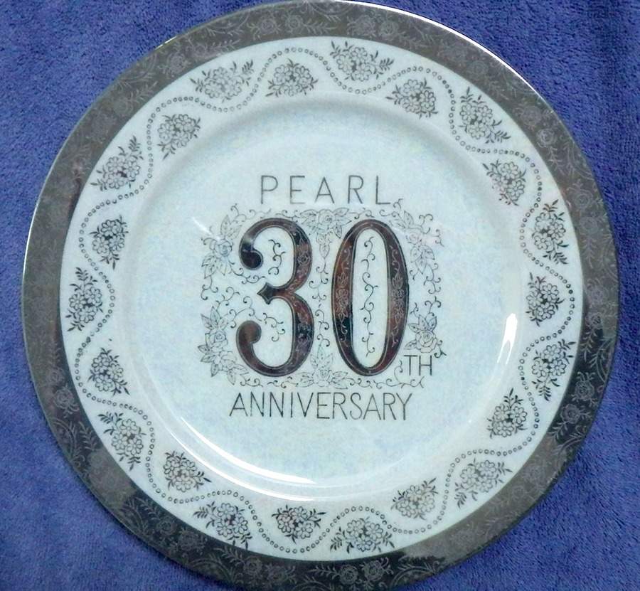 B227 Dinner Plate by Norcrest-1