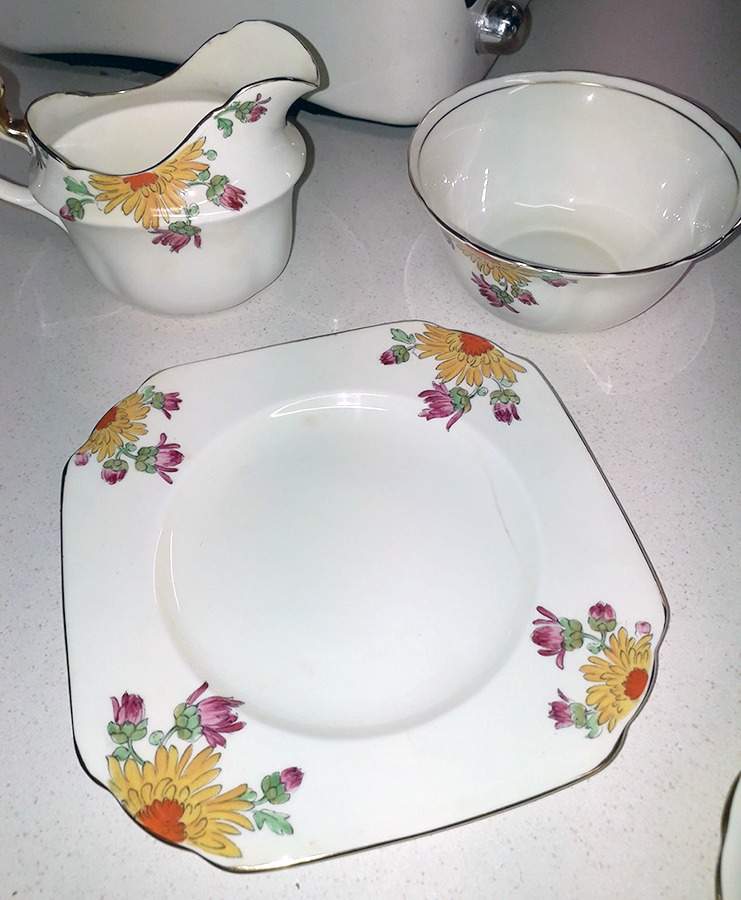 Chrysanthemum Square Bread & Butter Plate by New Chelsea-1