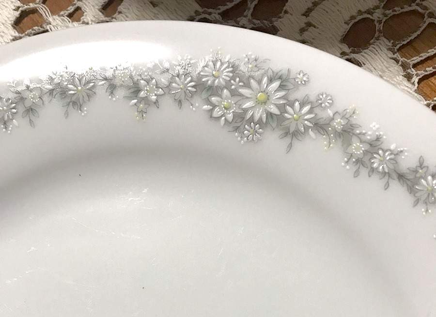 Anne Dinner Plate by Noritake-1