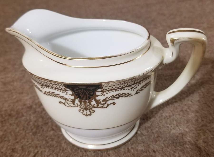 N5054 Creamer by Noritake-1