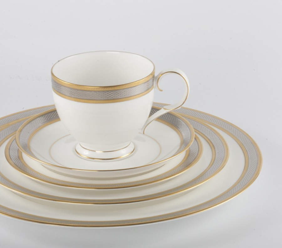 Brilliance Dinner Plate by Noritake-1