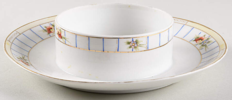 N4674 Round Butter with Attached Underplate No Lid by Noritake-1