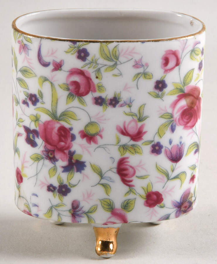 NAS27 Oval Cigarette Holder by Nasco (Japan)-1