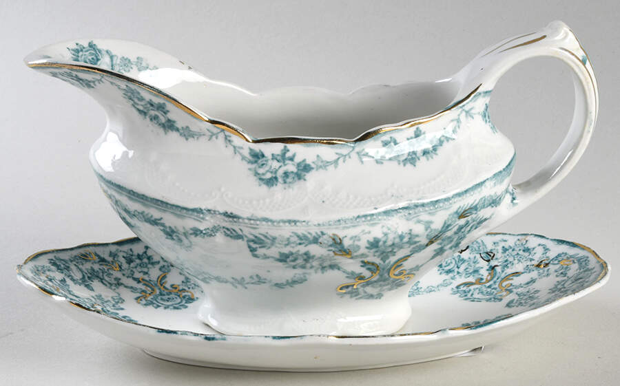 Duchess Gravy Boat & Underplate/Relish by New Wharf-1
