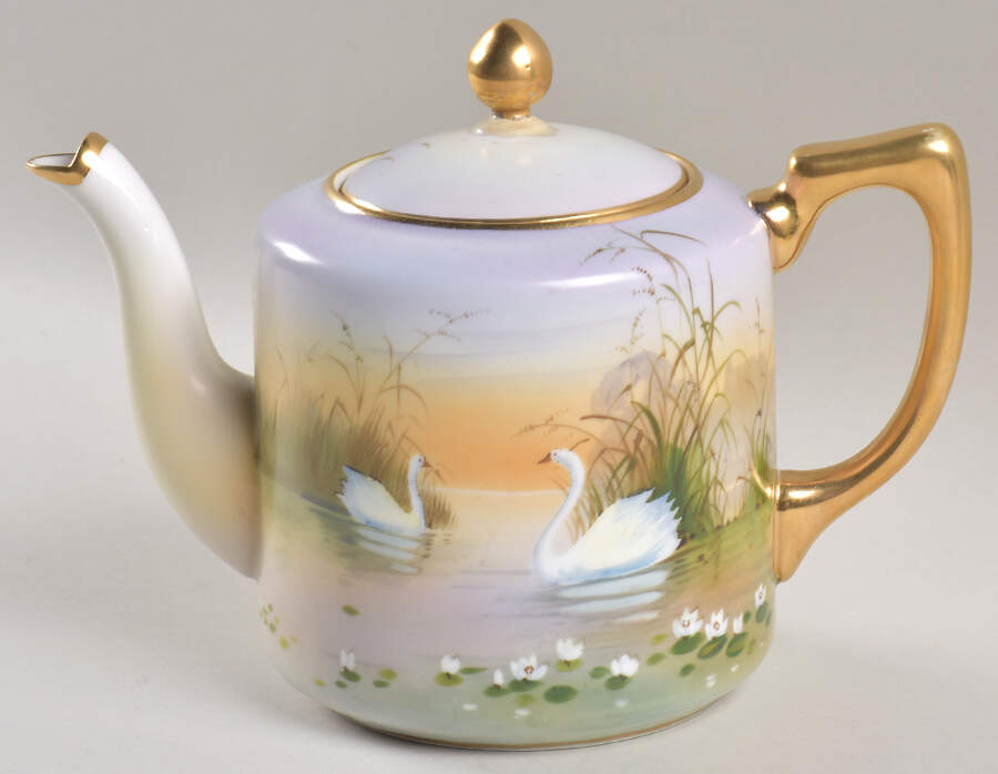 N5099 Teapot & Lid by Noritake-1