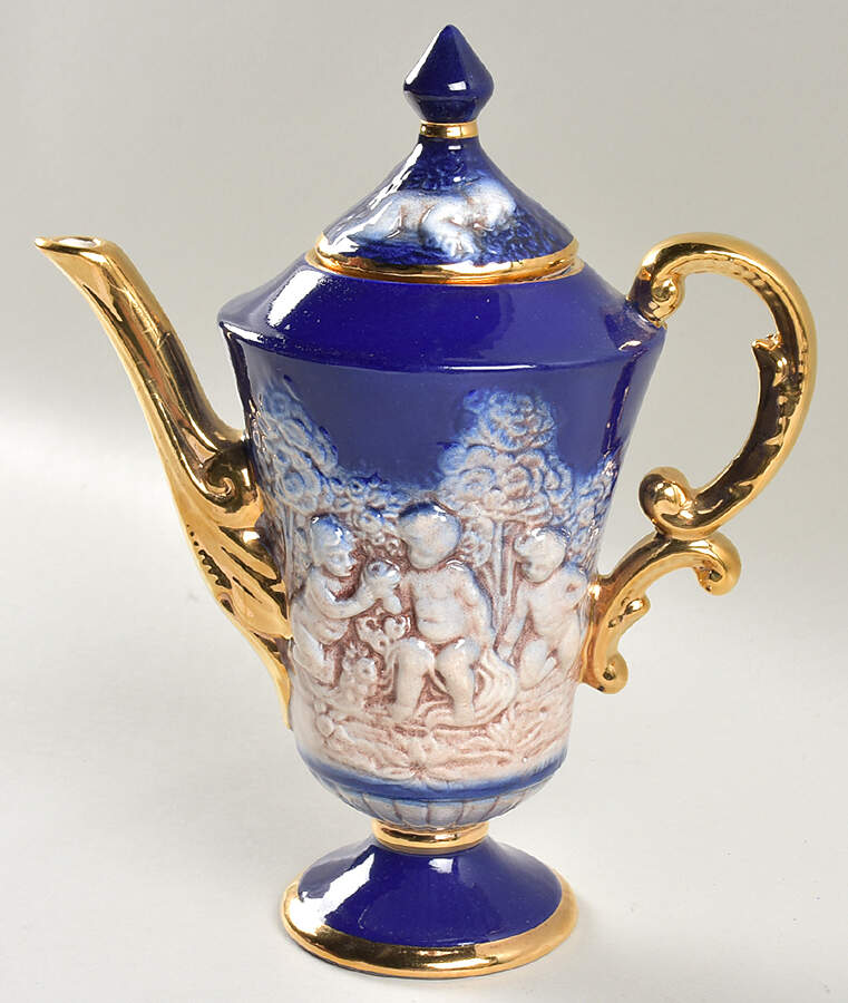 Cherub Coffee Pot & Lid by Norleans-1