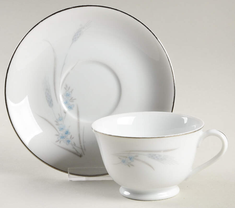 NRA8 Footed Cup & Saucer Set by Nagara-1