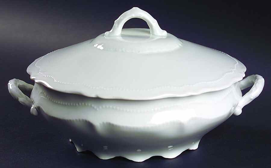 OSG31 Round Covered Vegetable by Oscar & Edgar Gutherz-1