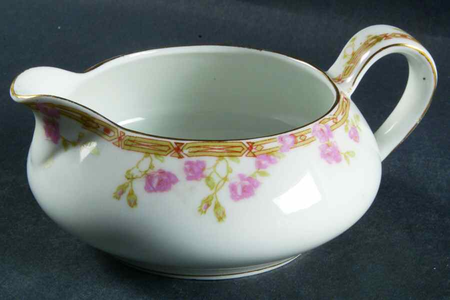 OSG10 Creamer by Oscar & Edgar Gutherz-1