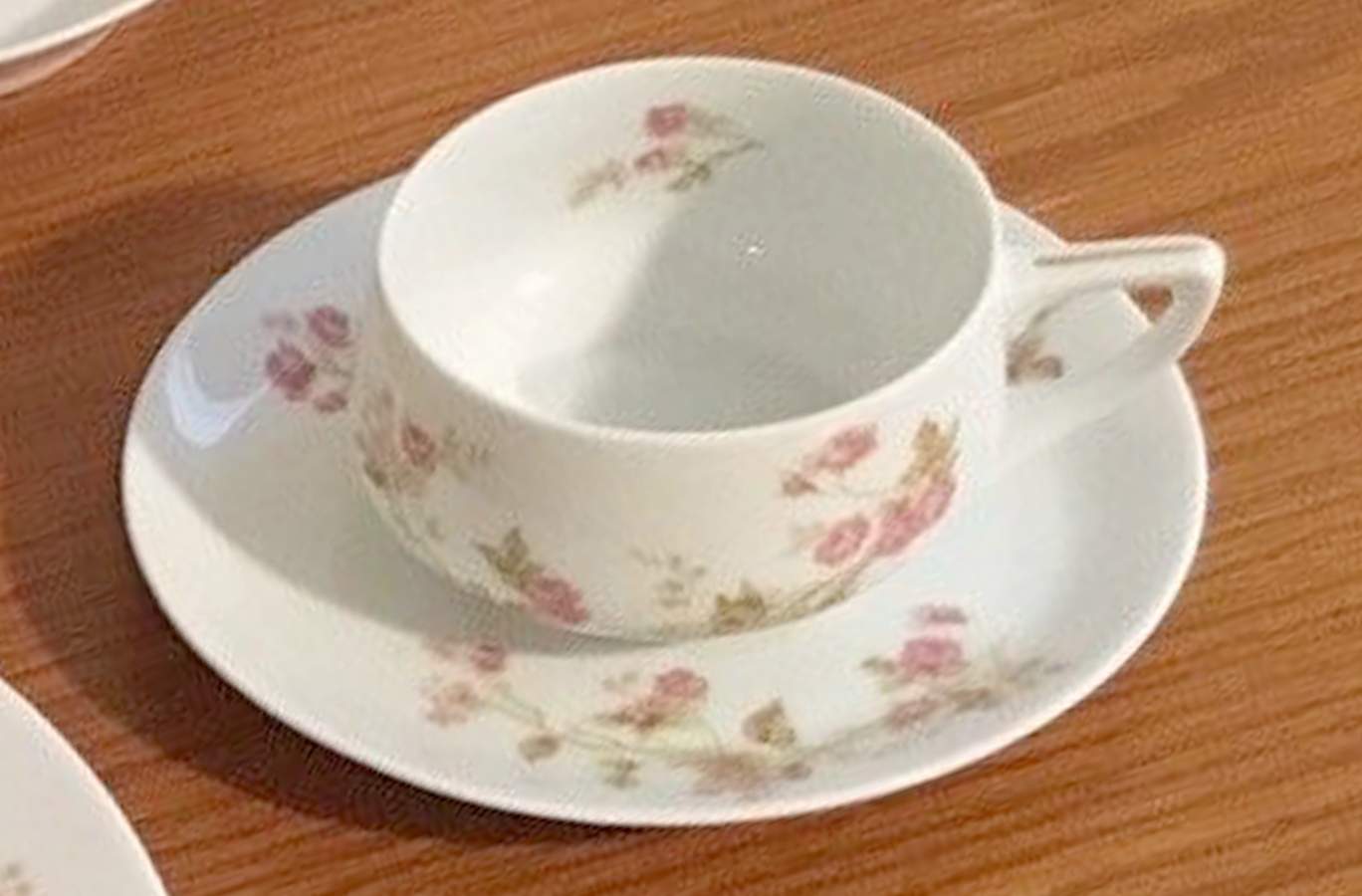 OSG116 Flat Cup & Saucer Set by Oscar & Edgar Gutherz-1