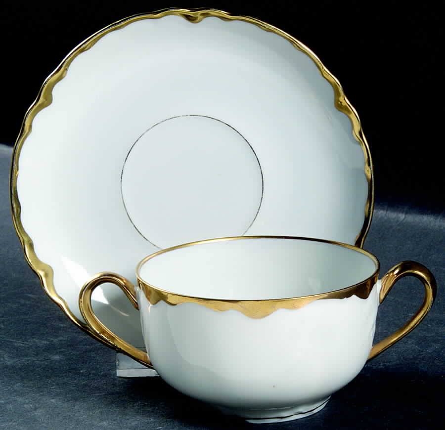 2649 Flat Bouillon Cup & Saucer by Oscar & Edgar Gutherz-1