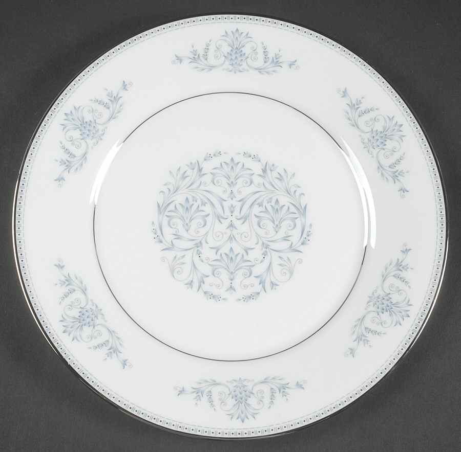 Bryn Mawr Luncheon Plate by Oxford (Div of Lenox)-1