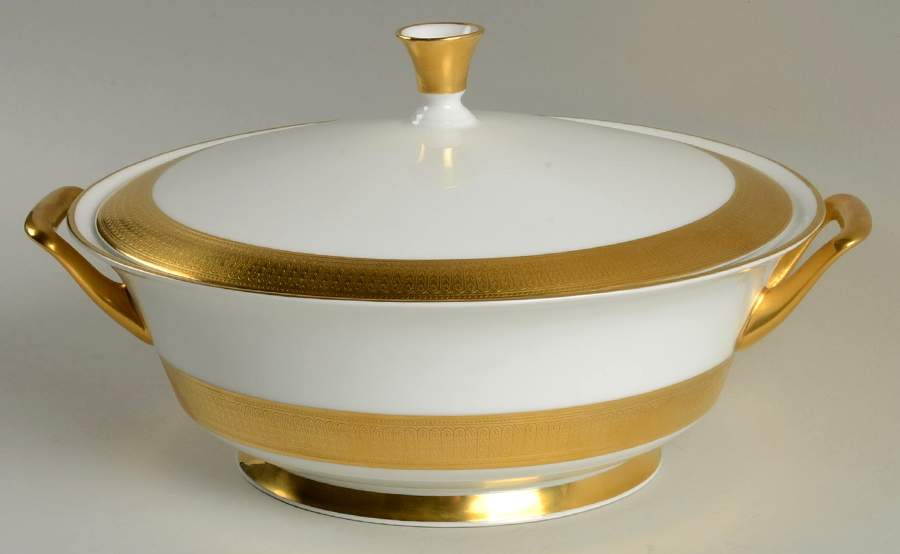 Maldon Round Covered Vegetable by Oxford (Div of Lenox)-1