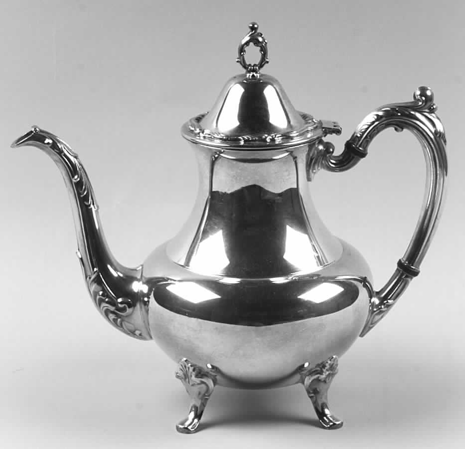 Georgian Scroll (Silverplate, Hollowware) Silverplate Coffee Pot by Oneida Silver-1