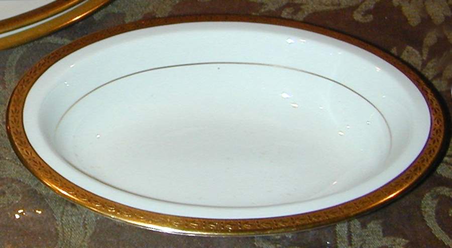 Laurel 10" Oval Vegetable Bowl by Oakland-1