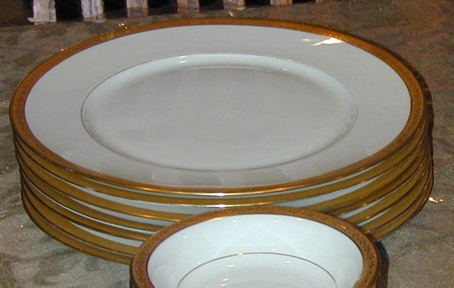 Laurel Dinner Plate by Oakland-1