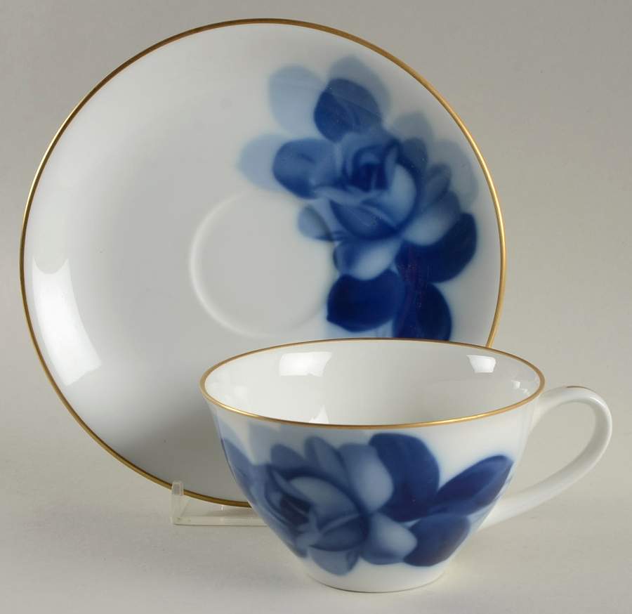 Blue Rose Flat Cup & Saucer Set by Okura-1